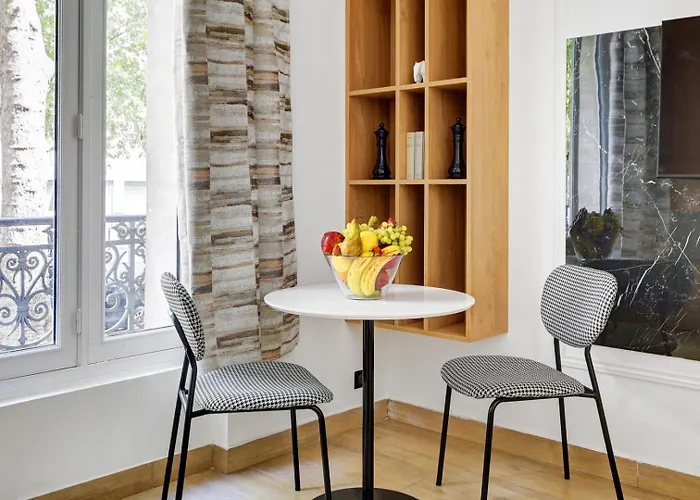 Bluestay 288 - Superbe A 17 * Paris